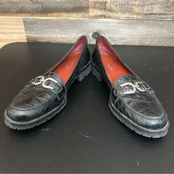 Talbots Women's Loafer Size 9 AA Slip On Flats Black Croc Buckle Strap Lug Sole - Picture 5 of 9